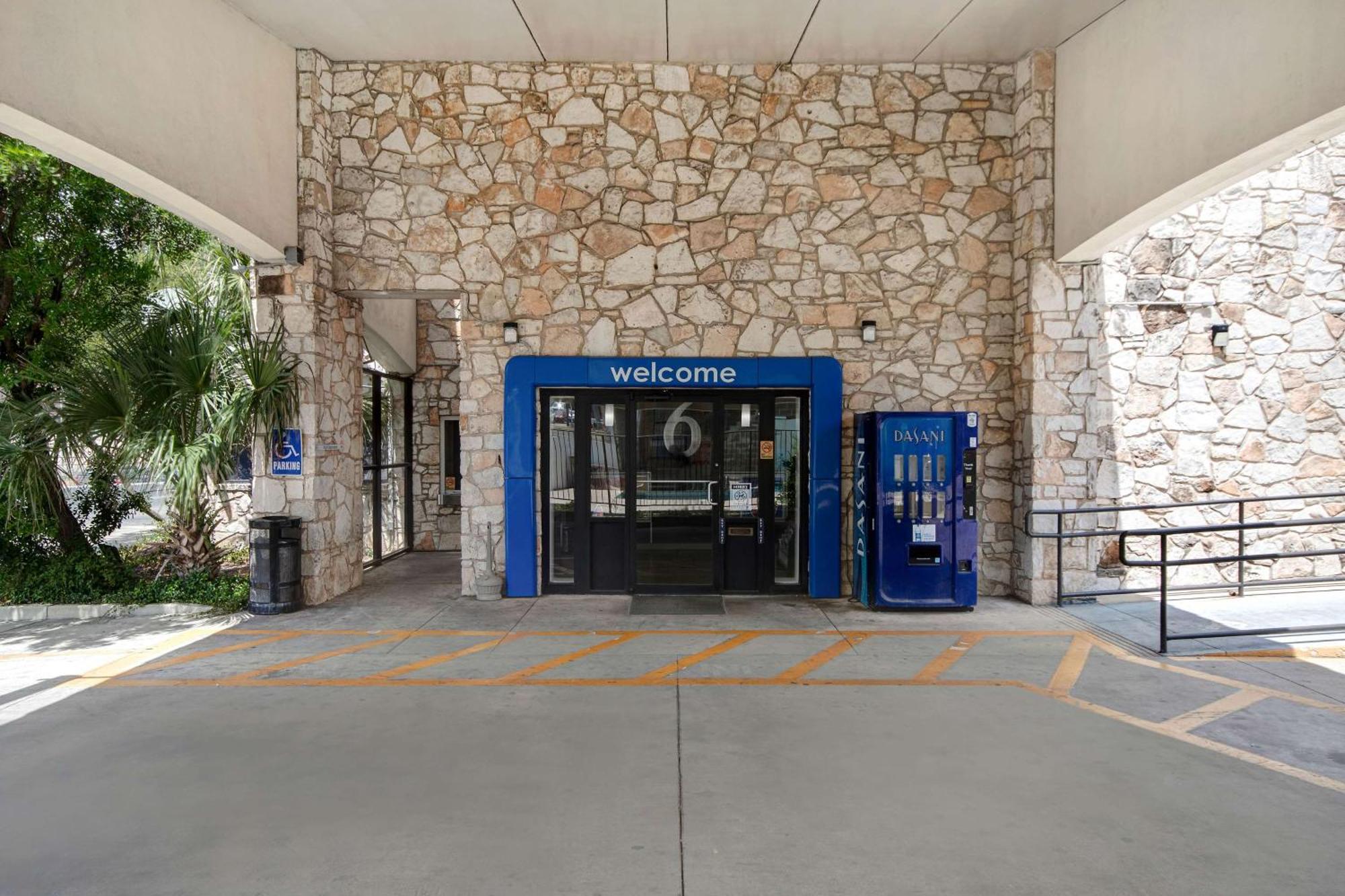 Motel 6-San Antonio, Tx - Northwest Medical Center Zewnętrze zdjęcie